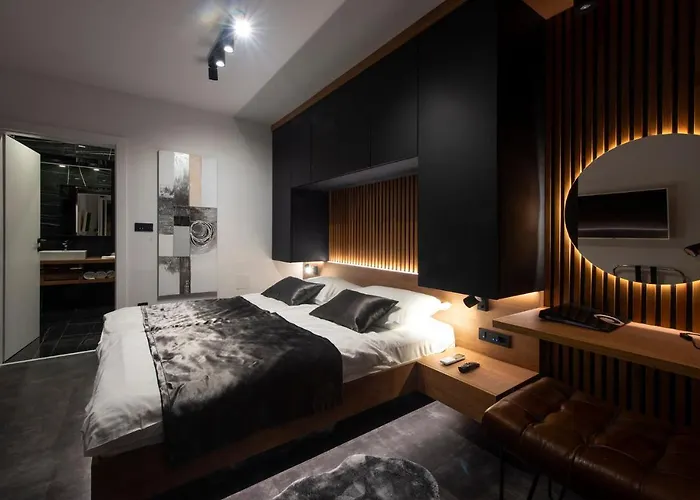 Jazine Lux Apartment E&T