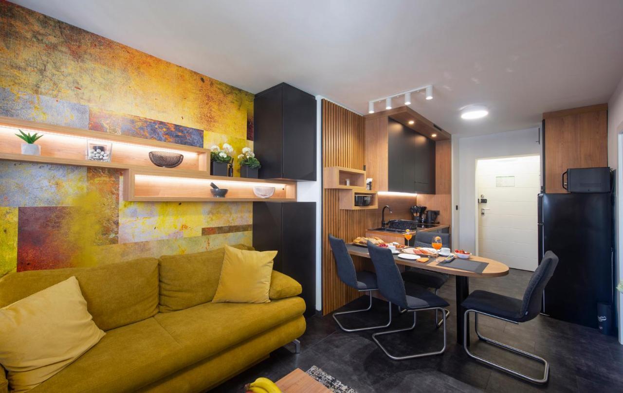 Apartment Jazine Lux E&t *
