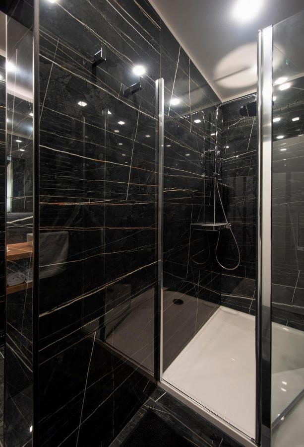 Jazine Lux E&t Apartment